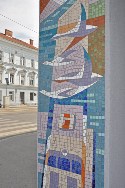 Detailansicht auf ein Mosaik nach der Fertigstellung der Arbeiten