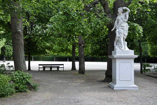 Diana - Ansicht rechts Ansicht nach der Fertigstellung. Position im Schlossgarten: Rusten Allee / Hundshofallee